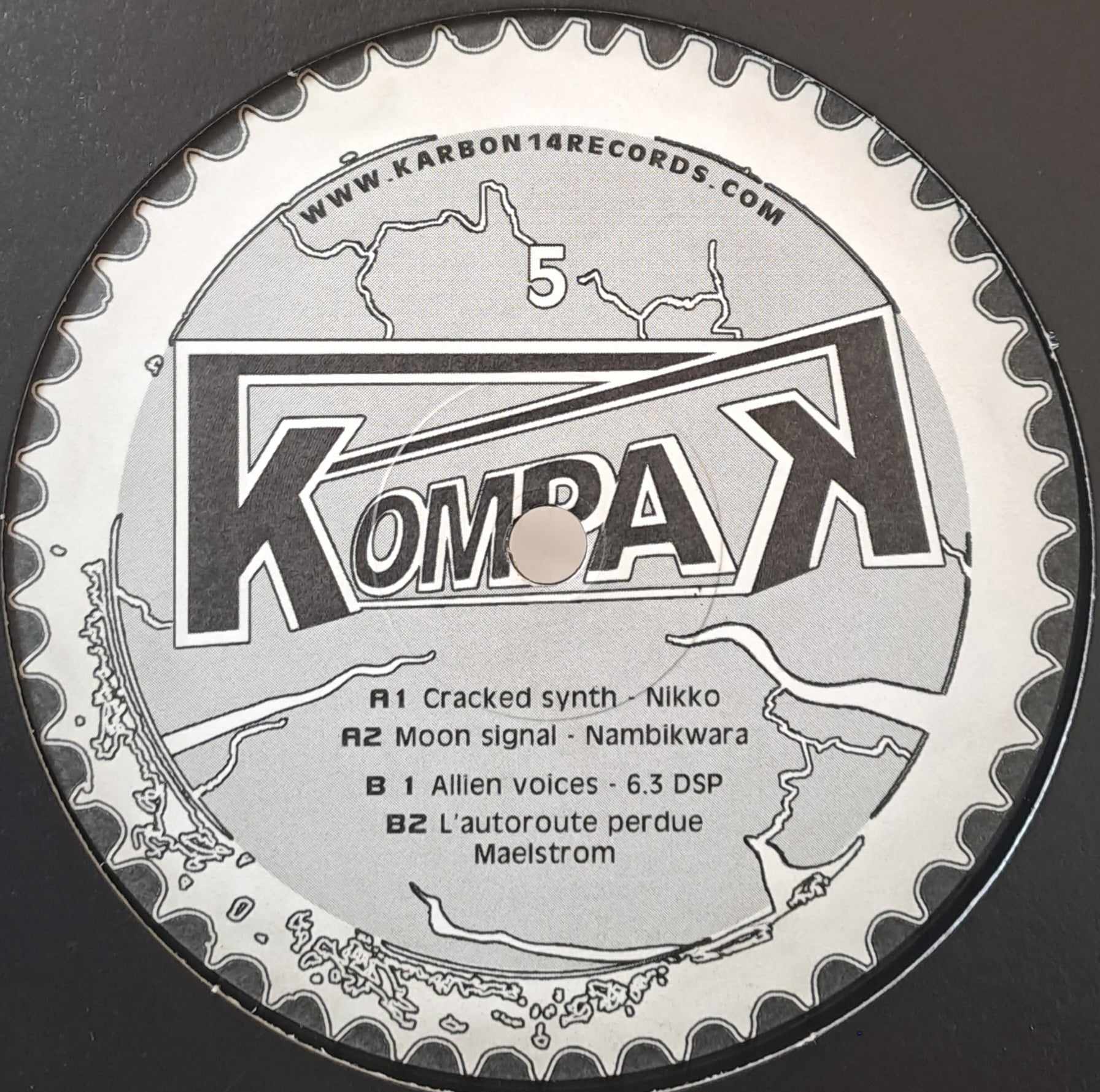 Kompak 005 - vinyle freetekno
